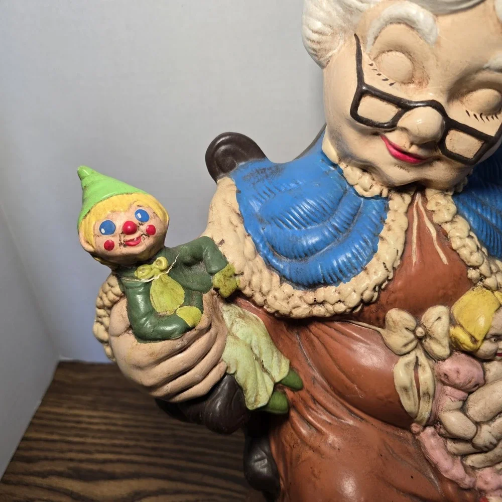 VTG 16.5IN CERAMIC MRS SANTA CLAUS CHRISTMAS FIGURE  ATLANTIC MOLD HANDPAINTED